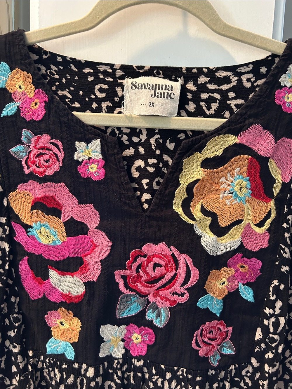 Savanna Jane Black Tunic with Multicolor Floral Embroidery - Picture 3 of 7
